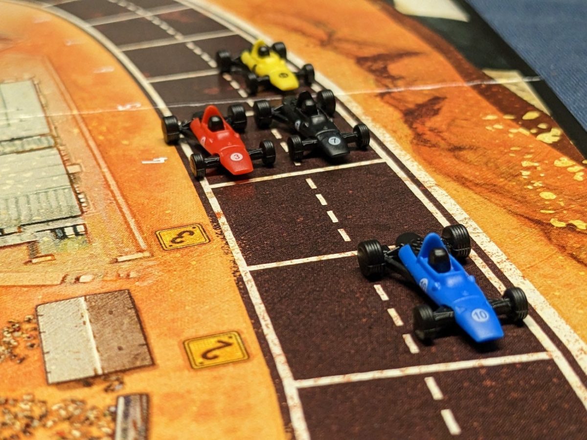 Heat: Pedal to the Metal Board Game Review